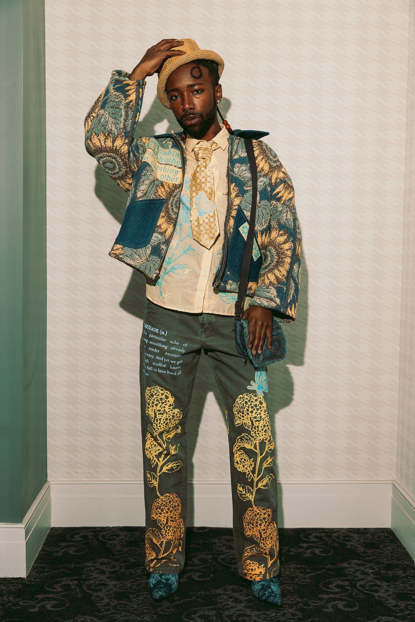 GOLDEN MARQUIS BUTTERFLY TIE